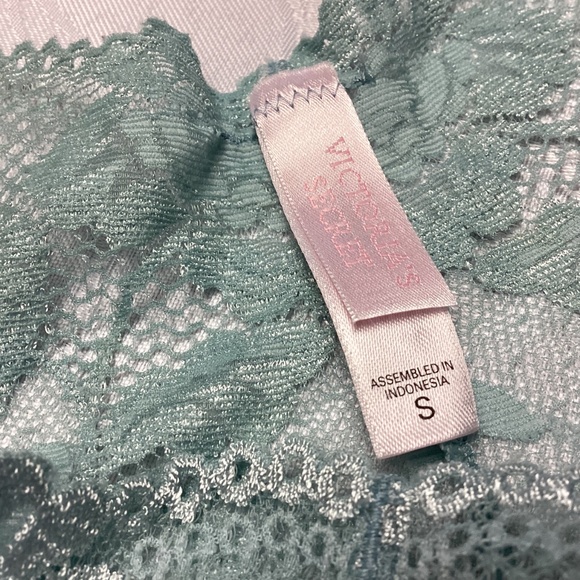 Victoria’s Secret lace boy shorts POWDER BLUE SMALL. NEW - Picture 2 of 7